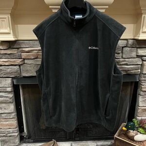 Columbia Midnight Black Fleece Vest